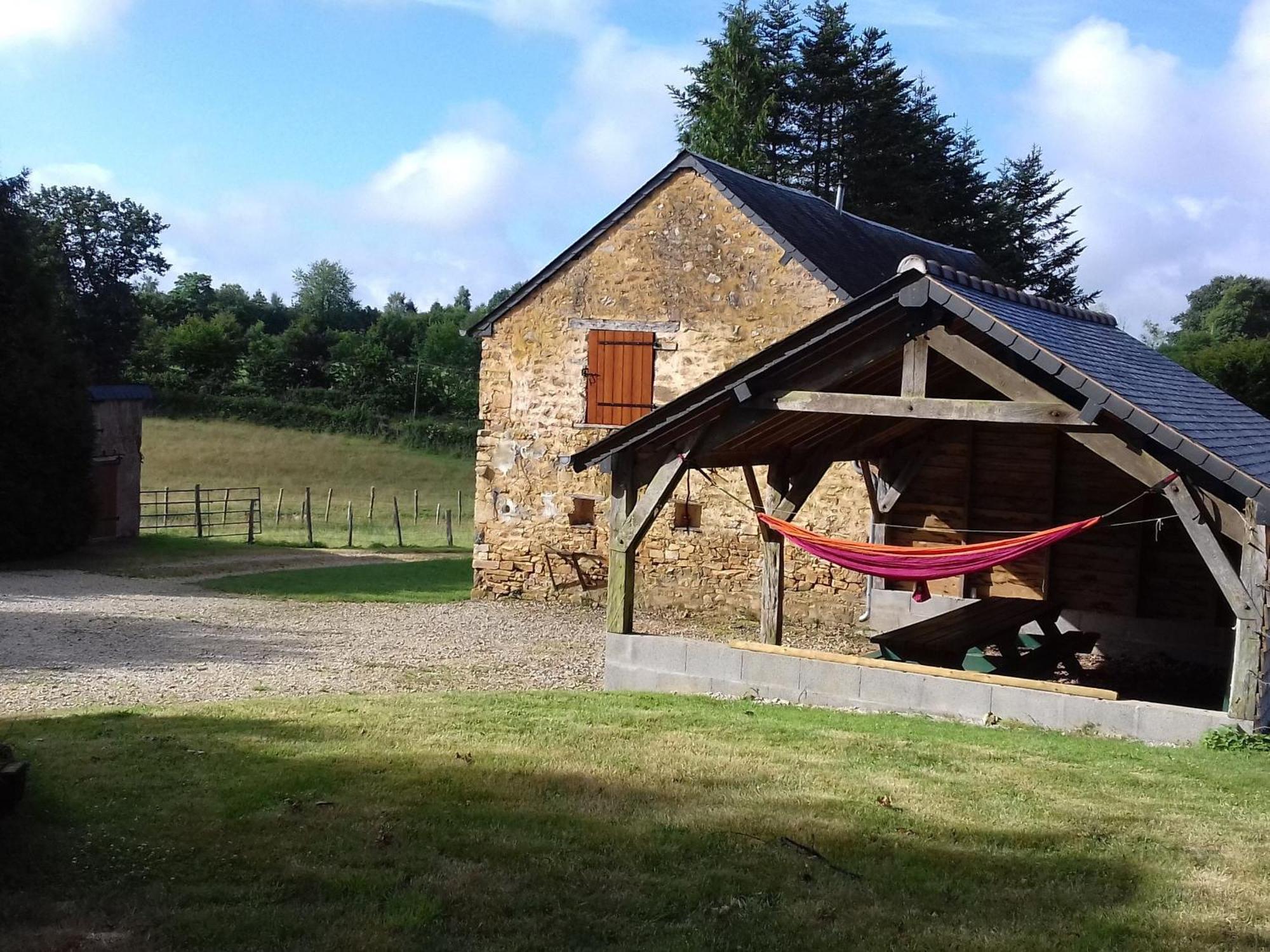 Gîte Saint-Léonard-des-Bois, 5 pièces, 7 personnes - FR-1-410-179 Extérieur photo